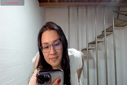 Jessie Desire online show from 21, 10, 2025