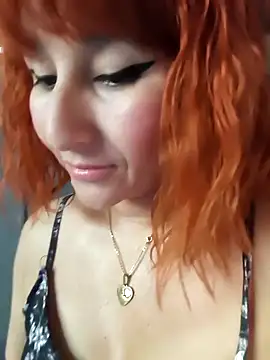 Snapshot of florecita9 chatting on 2, 2, 2026 florecita9 online show from 2, 2, 2026