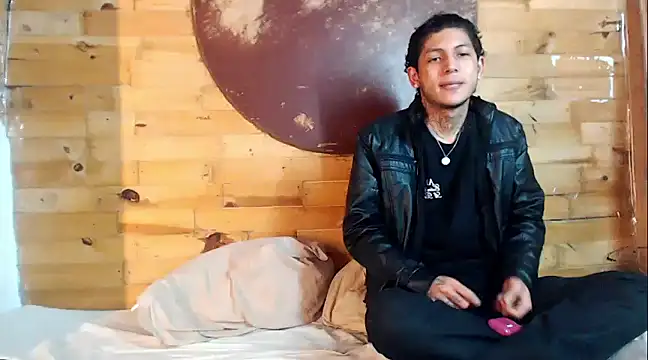 Sebas And Mila online show from 23, 1, 2025