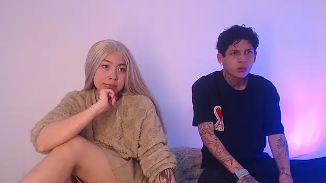 Sebas And Mila online show from 19, 9, 2025