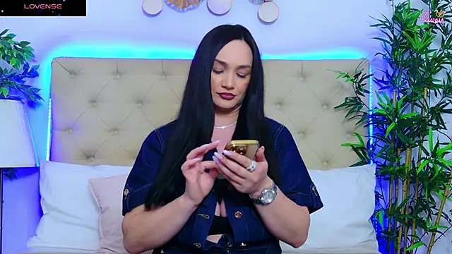 Snapshot of DaliyaArabian chatting on 1, 6, 2026 DaliyaArabian online show from 1, 6, 2026