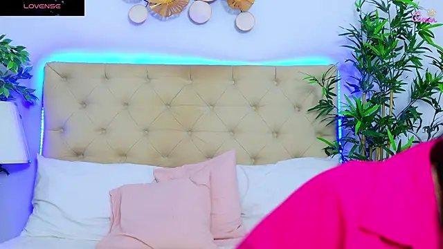 Snapshot of DaliyaArabian chatting on 24, 4, 2026 DaliyaArabian online show from 24, 4, 2026