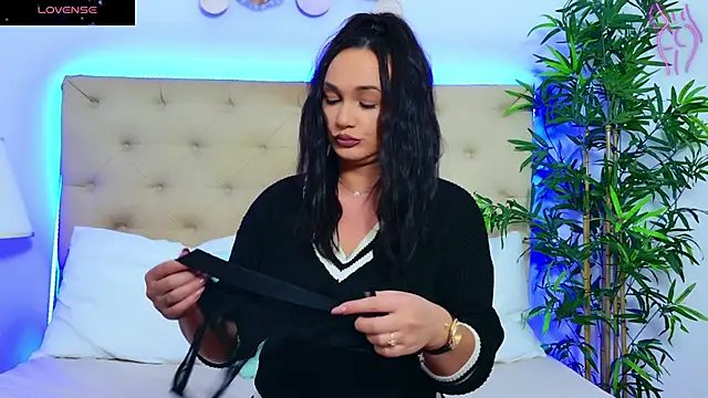 DaliyaArabian online show from 7, 10, 2025