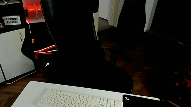 EvelynLexy online show from 12, 11, 2025