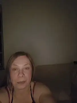 katiestevens online show from 18, 12, 2025