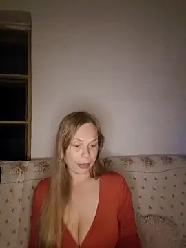 katiestevens online show from 12, 9, 2025