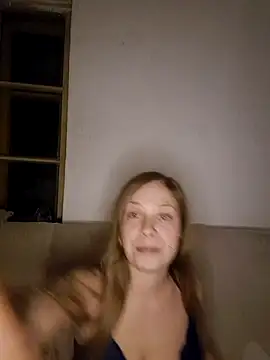 katiestevens online show from 21, 11, 2025