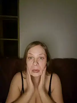 katiestevens online show from 4, 12, 2025