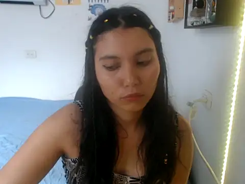 HannaKlein online show from 17, 9, 2025