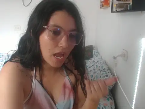 HannaKlein online show from 26, 9, 2025