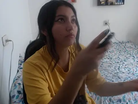 HannaKlein online show from 11, 12, 2024