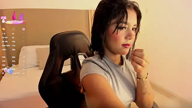 caro03x online show from 23, 10, 2025