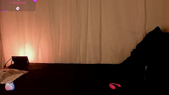 caro03x online show from 17, 10, 2025