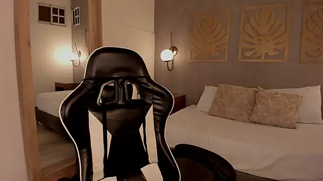 caro03x online show from 22, 4, 2026