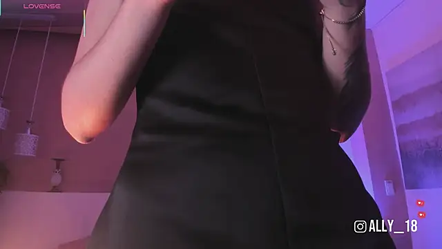 Ally addams online show from 4, 3, 2026