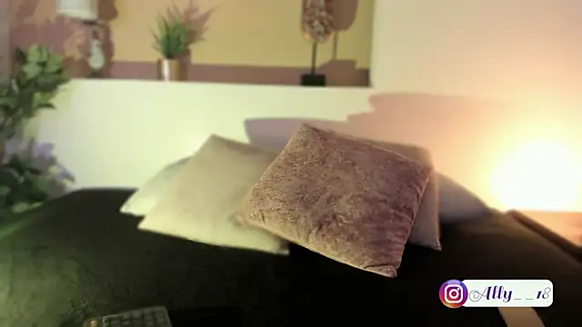 Ally addams online show from 10, 10, 2025