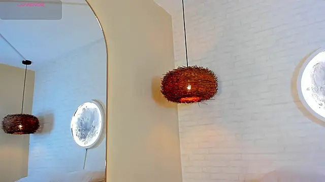 Elise Diamond online show from 10, 10, 2025