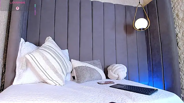 Elise Diamond online show from 9, 2, 2026