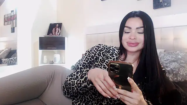  Pamela doll online show from 7, 3, 2025