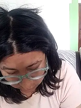 sarah12333 online show from 10, 7, 2026