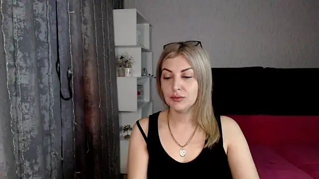 Amelia Harper online show from 18, 3, 2025