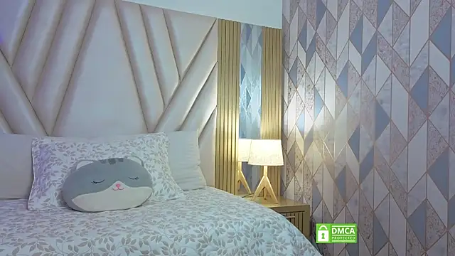 Miia harper  online show from 28, 9, 2025