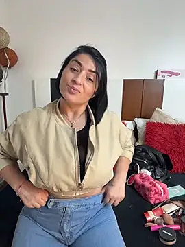 karenlennox1 online show from 22, 4, 2026