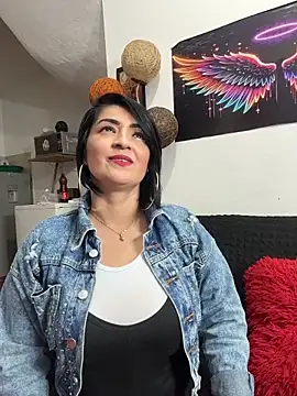 Snapshot of karenlennox1 chatting on 16, 1, 2026 karenlennox1 online show from 16, 1, 2026