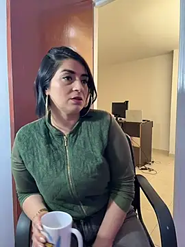 karenlennox1 online show from 20, 3, 2026