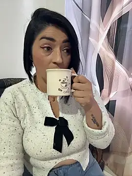 karenlennox1 online show from 10, 4, 2026