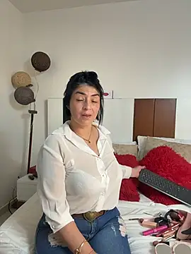 karenlennox1 online show from 10, 5, 2026