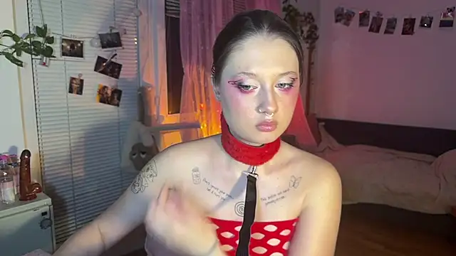 Jenny darling love online show from 6, 5, 2026