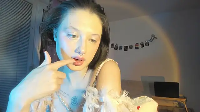 Snapshot of Jenny_darling_love chatting on 14, 12, 2025 Jenny darling love online show from 14, 12, 2025