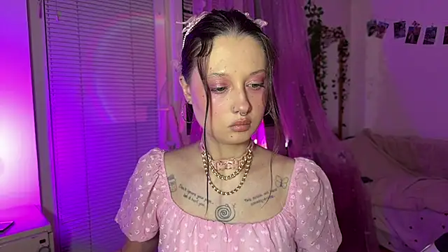 Jenny darling love online show from 23, 5, 2026