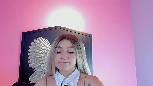 Kate bunny  online show from 18, 12, 2025