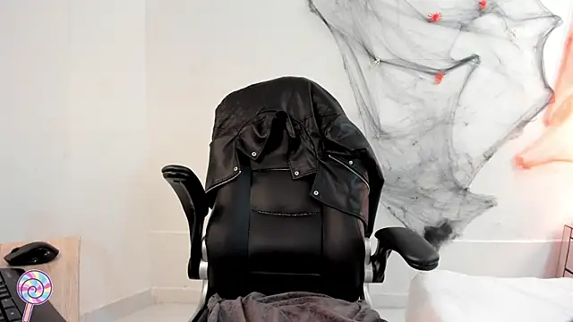 sagitariuus girll online show from 25, 10, 2025