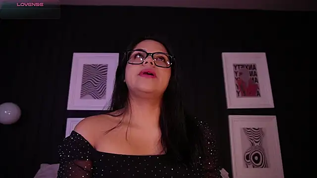 Sophia wilsonn  online show from 11, 3, 2026