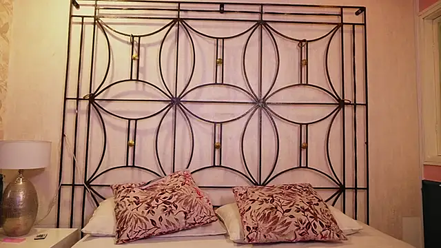 Snapshot of Sophia_wilsonn_ chatting on 19, 1, 2026 Sophia wilsonn online show from 19, 1, 2026