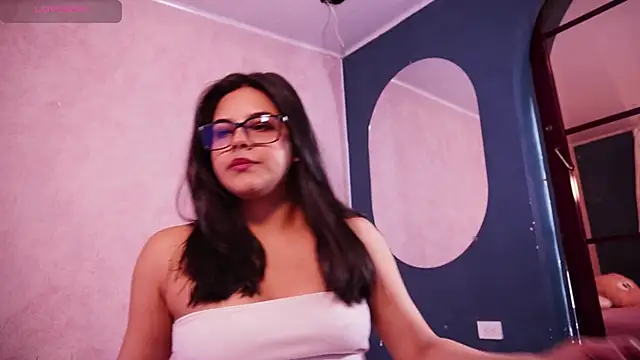 Sophia wilsonn  online show from 28, 4, 2026