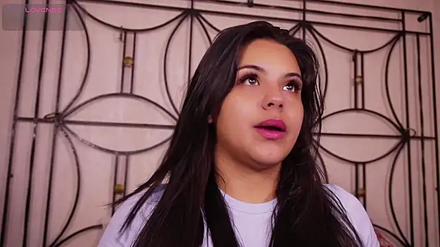 Sophia wilsonn  online show from 3, 12, 2025