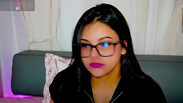 Snapshot of Sophia_wilsonn_ chatting on 11, 9, 2025 Sophia wilsonn online show from 11, 9, 2025