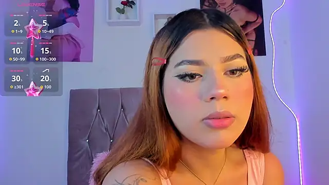 Ashley piinkk  online show from 2, 12, 2025