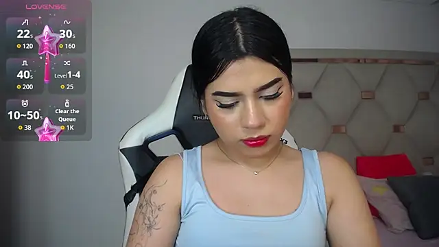 Ashley piinkk  online show from 23, 5, 2026