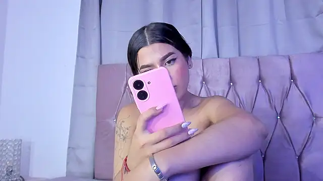 Ashley piinkk  online show from 16, 3, 2025