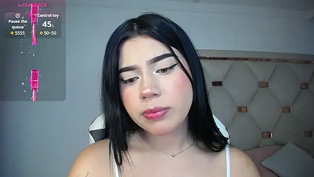 Ashley piinkk  online show from 1, 7, 2026