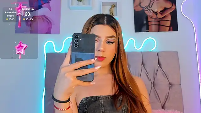 Ashley piinkk  online show from 26, 9, 2025