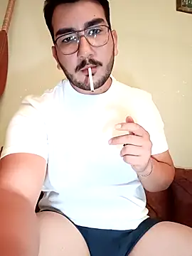 Snapshot of SevimliBirisi chatting on 28, 9, 2025 SevimliBirisi online show from 28, 9, 2025