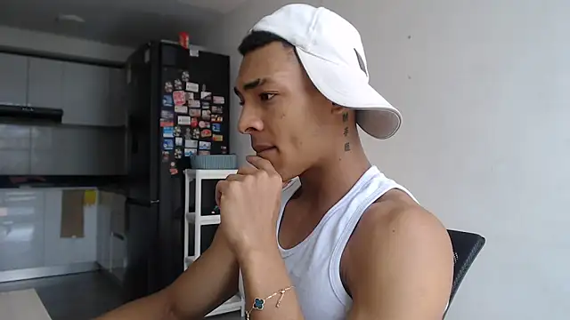 Jhonyblack 1 online show from 4, 5, 2026