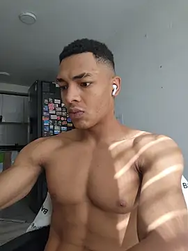 Jhonyblack 1 online show from 24, 4, 2026