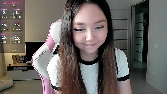 Fluffy Rose online show from 6, 3, 2026